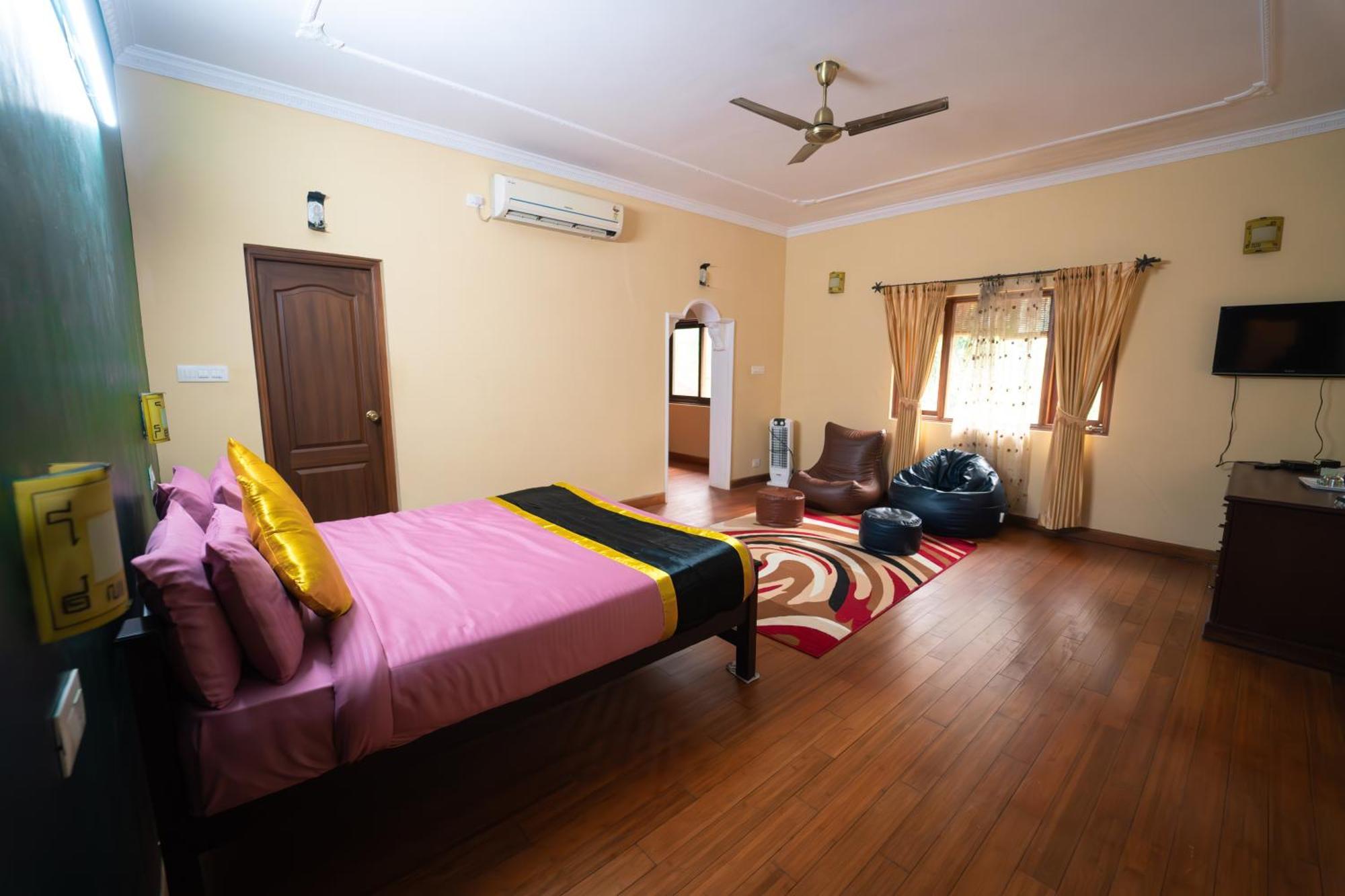 Kingmaker'S Plantation With River Stream Madikeri Dış mekan fotoğraf