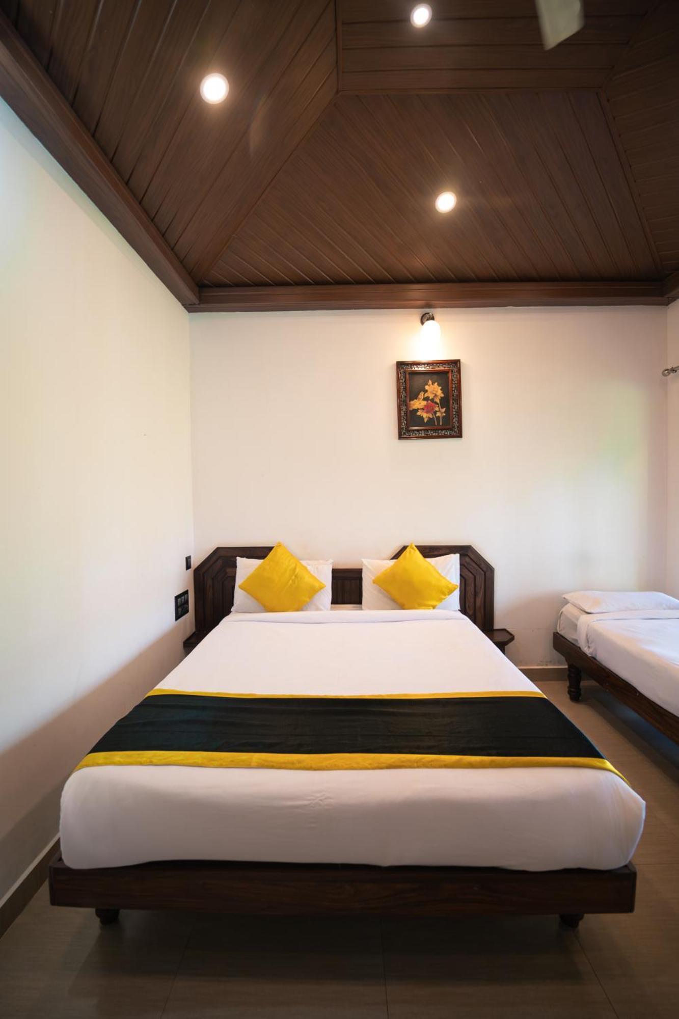 Kingmaker'S Plantation With River Stream Madikeri Dış mekan fotoğraf