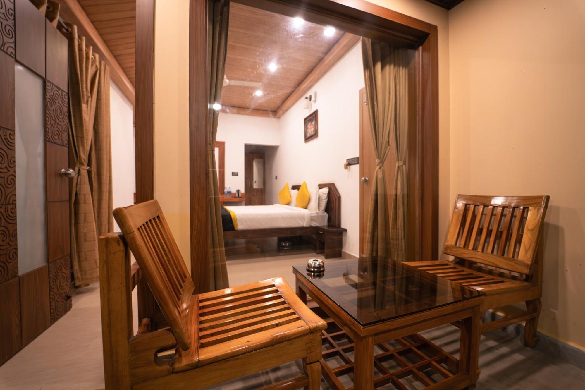 Kingmaker'S Plantation With River Stream Madikeri Dış mekan fotoğraf