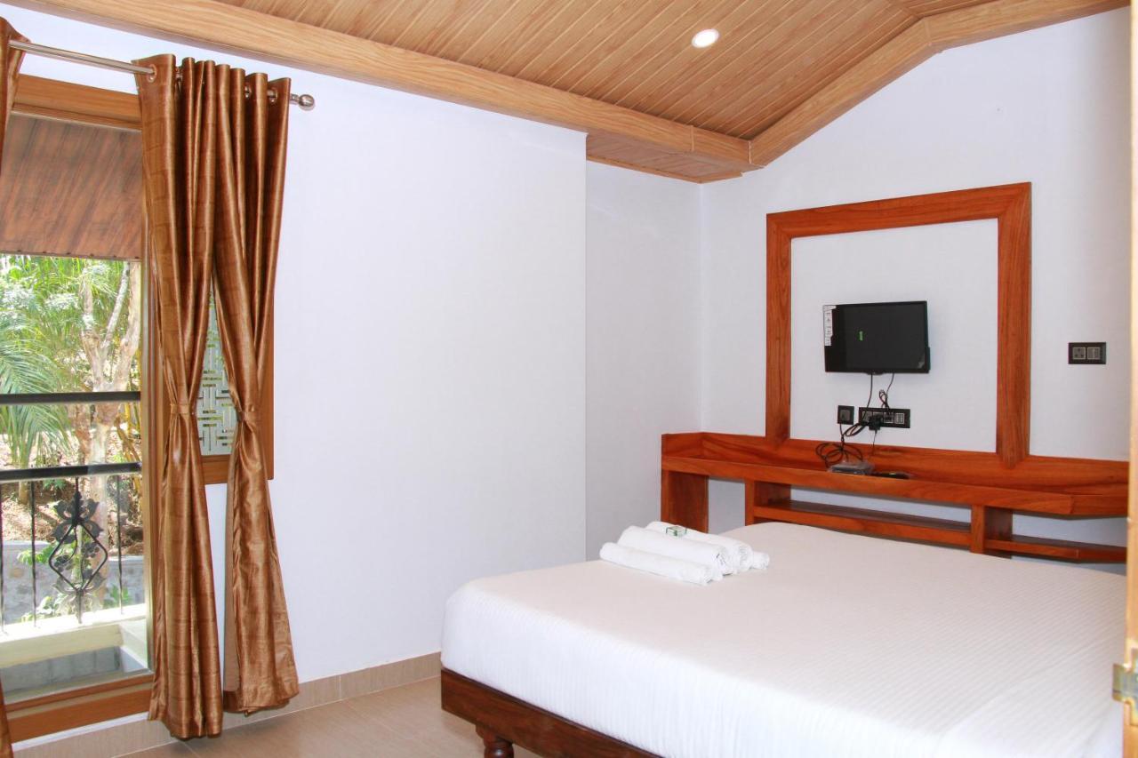 Kingmaker'S Plantation With River Stream Madikeri Dış mekan fotoğraf