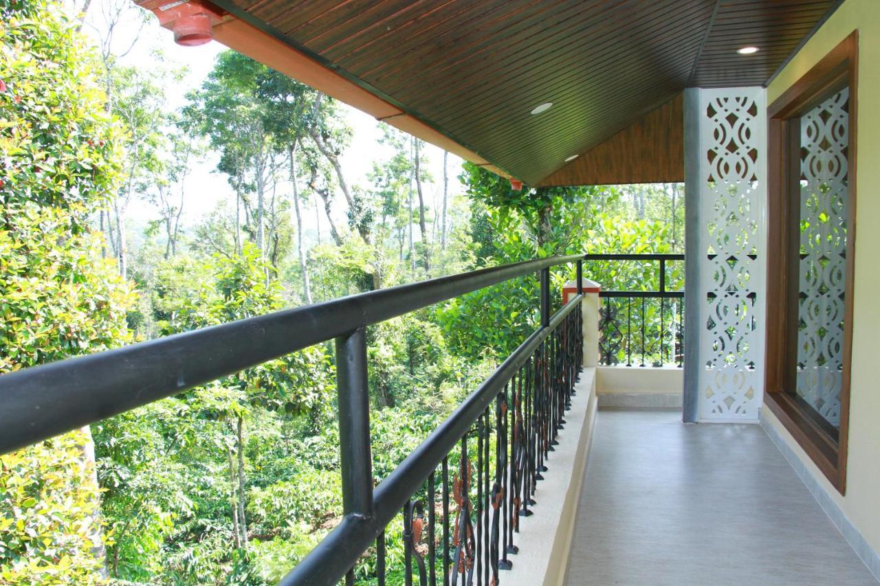 Kingmaker'S Plantation With River Stream Madikeri Dış mekan fotoğraf