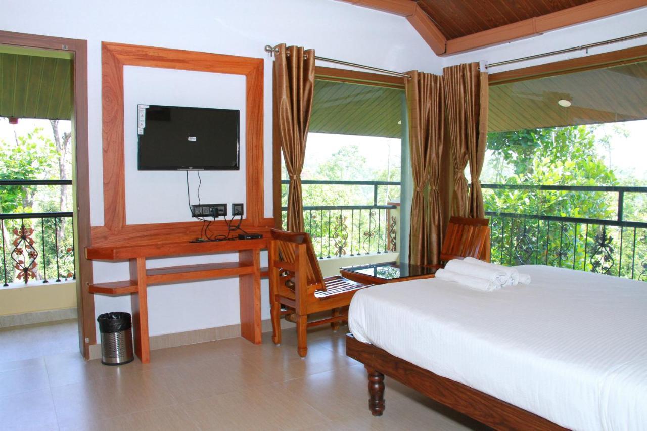 Kingmaker'S Plantation With River Stream Madikeri Dış mekan fotoğraf